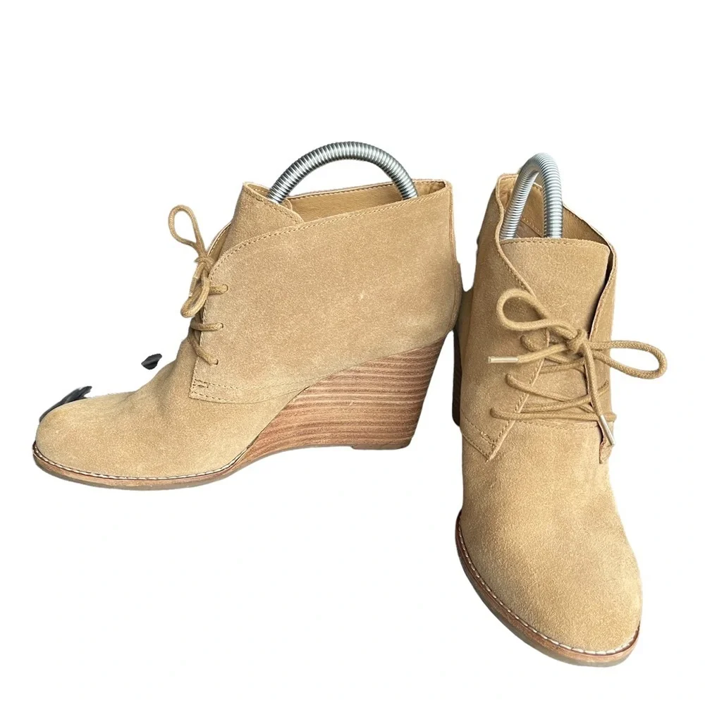 Lucky Brand Tan Leather Upper Bootie Size: 9.5‎